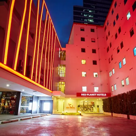 Easy Planet Bangkok Surawong