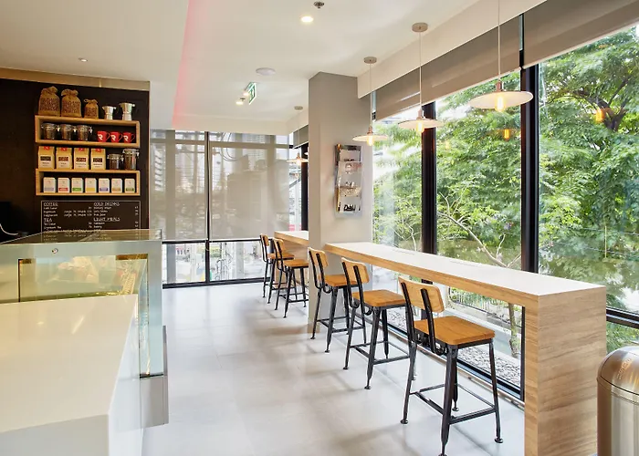 Hotel Easy Planet Surawong Banguecoque