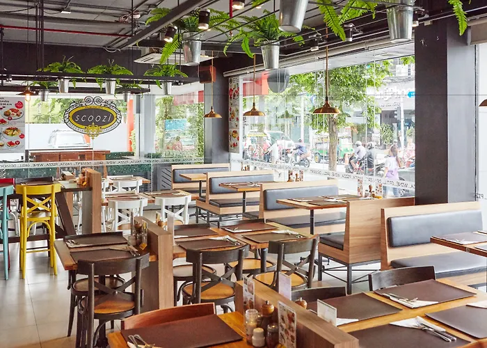 Easy Planet Surawong Hotel