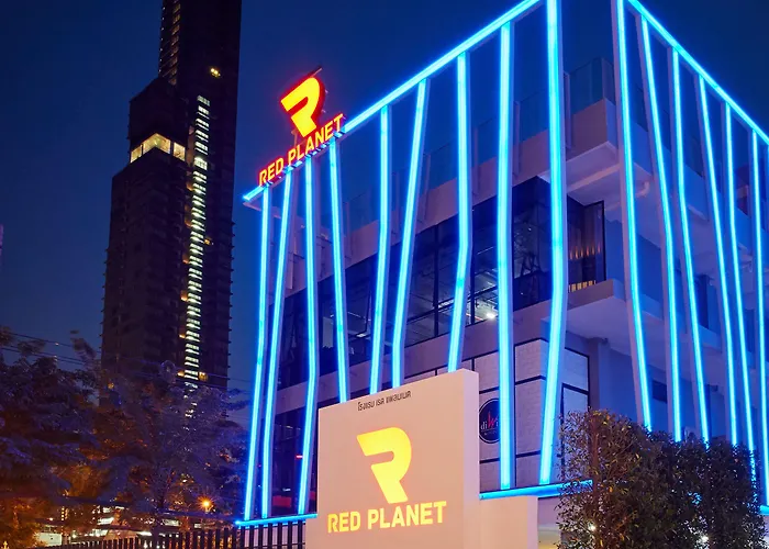 Easy Planet Surawong Banguecoque
