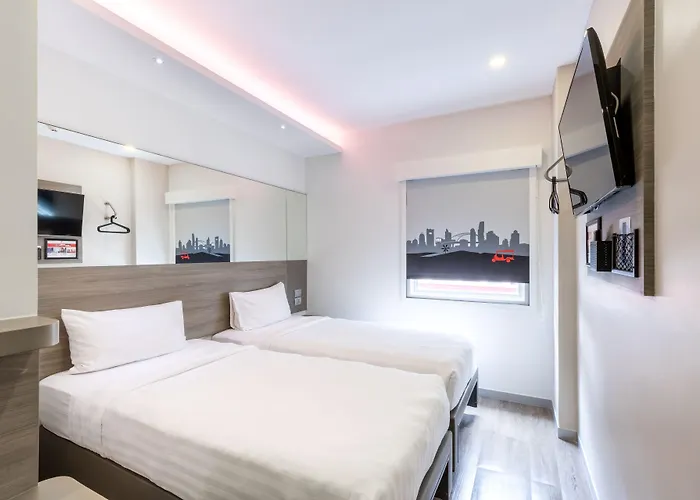 Easy Planet Surawong Hotel