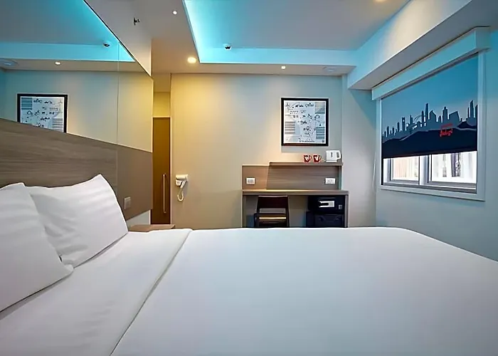 Easy Planet Surawong Hotel Banguecoque