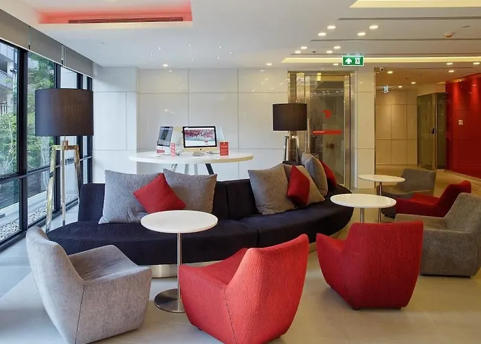 Hotel Easy Planet Surawong Banguecoque
